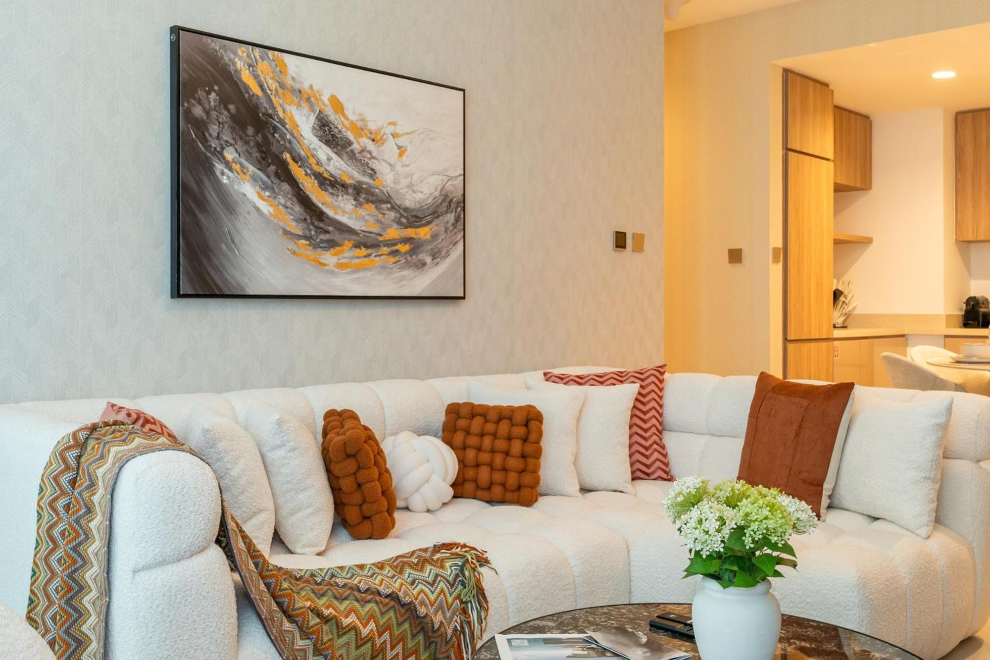 2-br Missoni Luxury With Stunning View Apartment