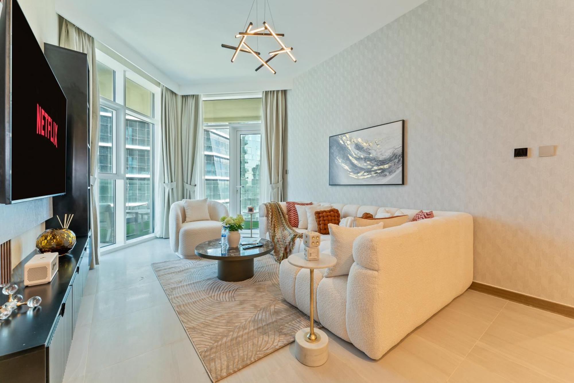 2-br Missoni Luxury With Stunning View Apartment Dubai